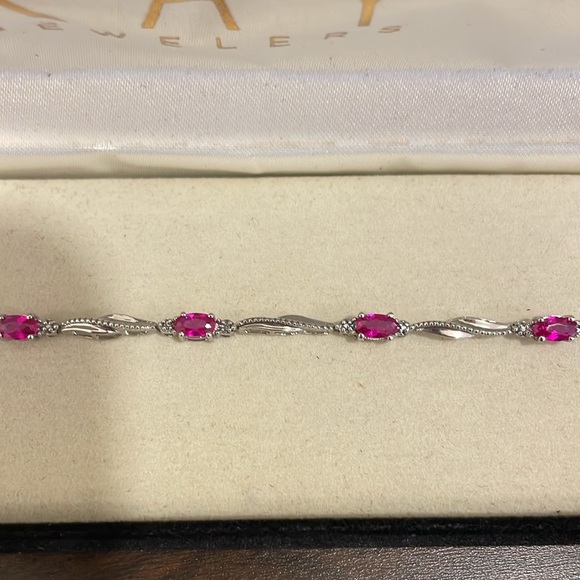 Kay Jewelers Bracelet - Picture 2 of 3